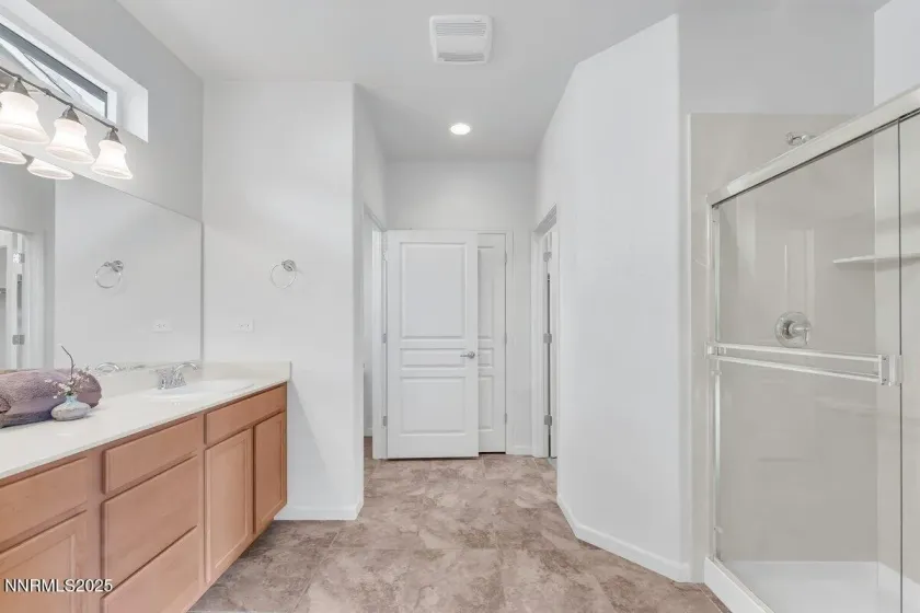 861 Larrimore, Reno, Nevada 89523, 3 Bedrooms Bedrooms, ,2 BathroomsBathrooms,Residential,Residential,Larrimore,250058467