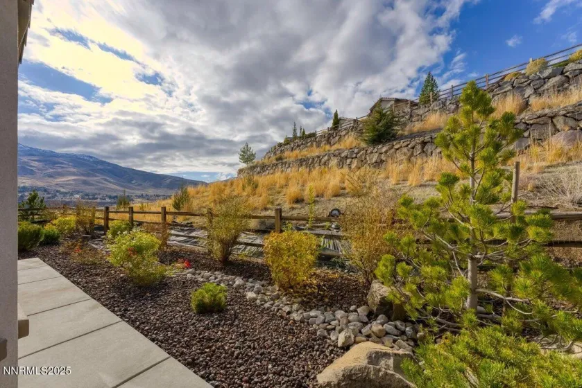 861 Larrimore, Reno, Nevada 89523, 3 Bedrooms Bedrooms, ,2 BathroomsBathrooms,Residential,Residential,Larrimore,250058467