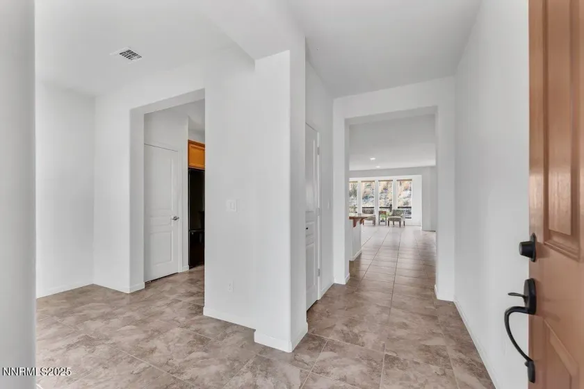 861 Larrimore, Reno, Nevada 89523, 3 Bedrooms Bedrooms, ,2 BathroomsBathrooms,Residential,Residential,Larrimore,250058467