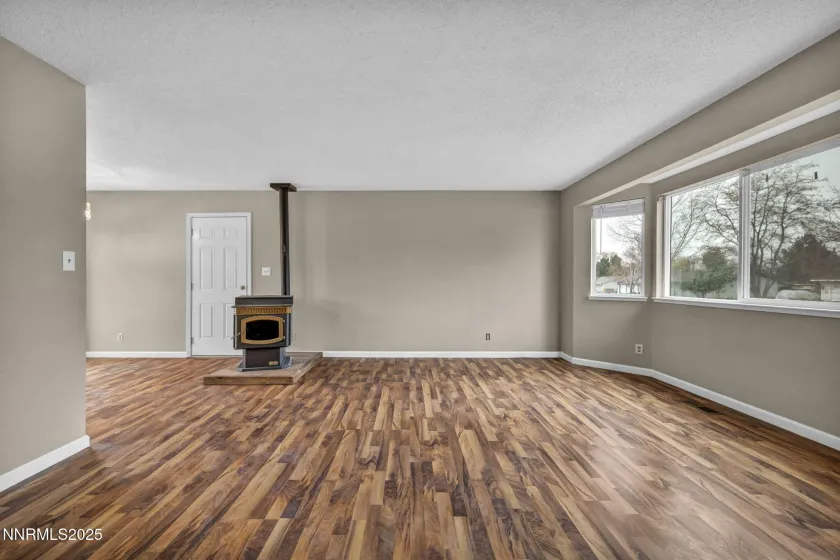 3840 Shearwater, Reno, Nevada 89508, 3 Bedrooms Bedrooms, ,2 BathroomsBathrooms,Residential,Residential,Shearwater,250058469