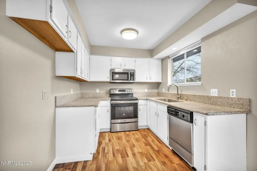 3840 Shearwater, Reno, Nevada 89508, 3 Bedrooms Bedrooms, ,2 BathroomsBathrooms,Residential,Residential,Shearwater,250058469