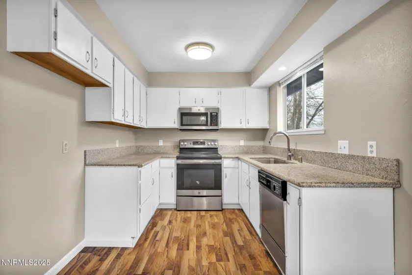 3840 Shearwater, Reno, Nevada 89508, 3 Bedrooms Bedrooms, ,2 BathroomsBathrooms,Residential,Residential,Shearwater,250058469