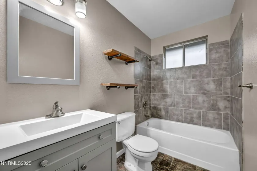 3840 Shearwater, Reno, Nevada 89508, 3 Bedrooms Bedrooms, ,2 BathroomsBathrooms,Residential,Residential,Shearwater,250058469