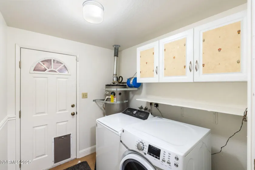 1316 Washington, Carson City, Nevada 89703, 3 Bedrooms Bedrooms, ,2 BathroomsBathrooms,Residential,Residential,Washington,250058472