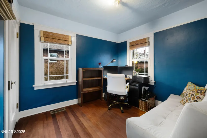 948 Washington, Reno, Nevada 89503, 2 Bedrooms Bedrooms, ,1 BathroomBathrooms,Residential,Residential,Washington,250058473