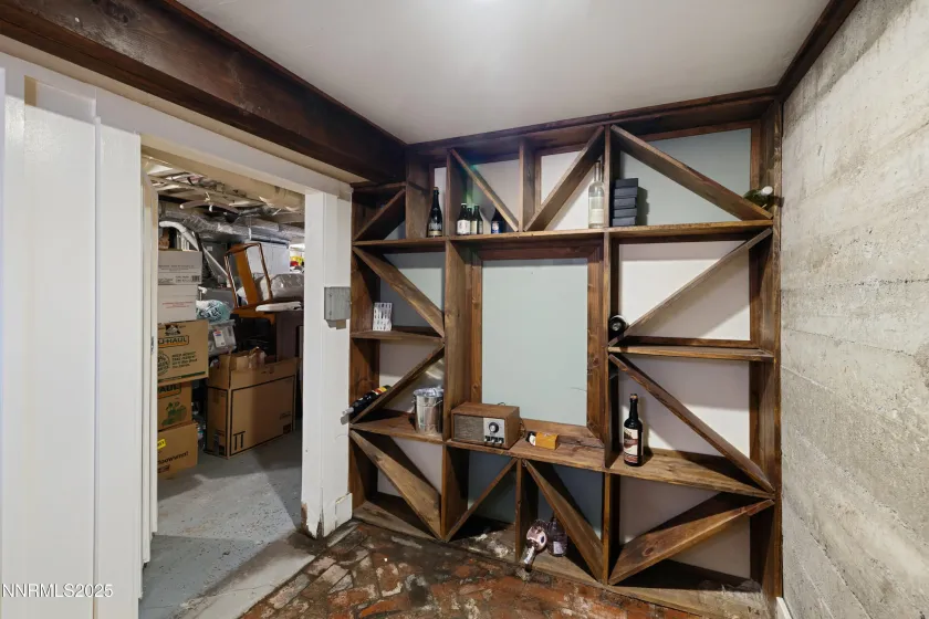 948 Washington, Reno, Nevada 89503, 2 Bedrooms Bedrooms, ,1 BathroomBathrooms,Residential,Residential,Washington,250058473