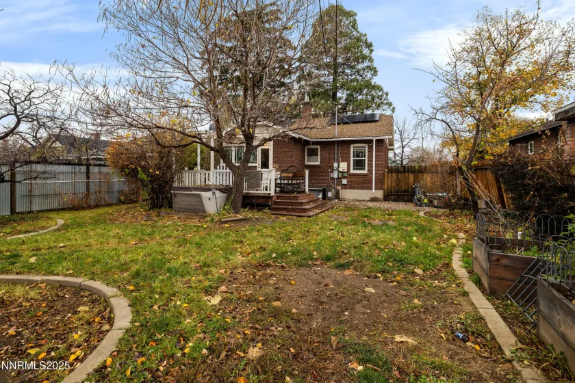 948 Washington, Reno, Nevada 89503, 2 Bedrooms Bedrooms, ,1 BathroomBathrooms,Residential,Residential,Washington,250058473