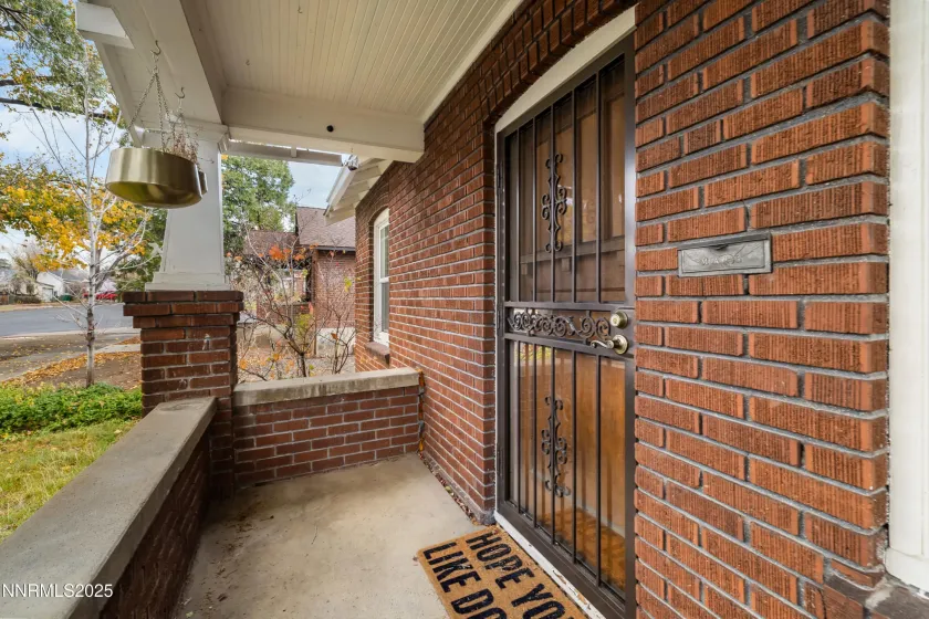 948 Washington, Reno, Nevada 89503, 2 Bedrooms Bedrooms, ,1 BathroomBathrooms,Residential,Residential,Washington,250058473