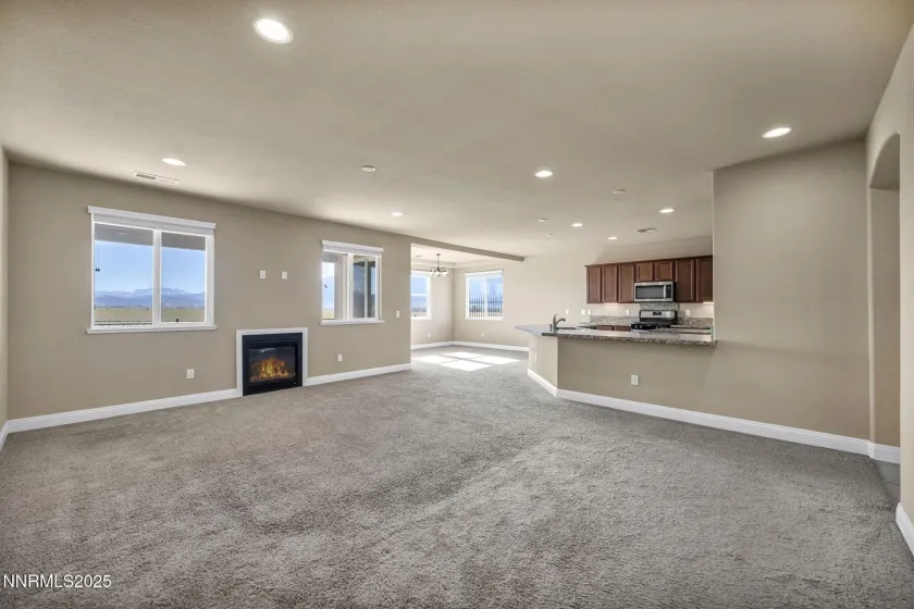 1211 Cottage, Gardnerville, Nevada 89460, 3 Bedrooms Bedrooms, ,2 BathroomsBathrooms,Residential,Residential,Cottage,250058479