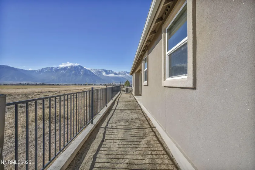 1211 Cottage, Gardnerville, Nevada 89460, 3 Bedrooms Bedrooms, ,2 BathroomsBathrooms,Residential,Residential,Cottage,250058479