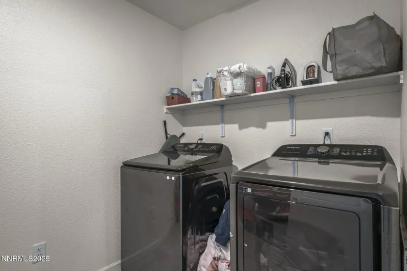 8961 Buffalo Grv, Reno, Nevada 89506, 3 Bedrooms Bedrooms, ,3 BathroomsBathrooms,Residential,Residential,Buffalo Grv,250058478