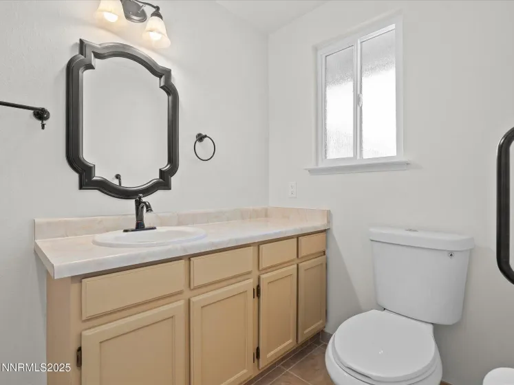 1645 Hanover, Reno, Nevada 89523, 3 Bedrooms Bedrooms, ,2 BathroomsBathrooms,Residential,Residential,Hanover,250058480