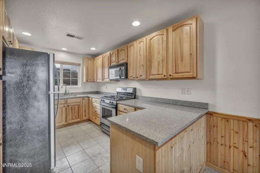 879 Eastside, Coleville, California 96107, 2 Bedrooms Bedrooms, ,1 BathroomBathrooms,Residential,Residential,Eastside,250058482