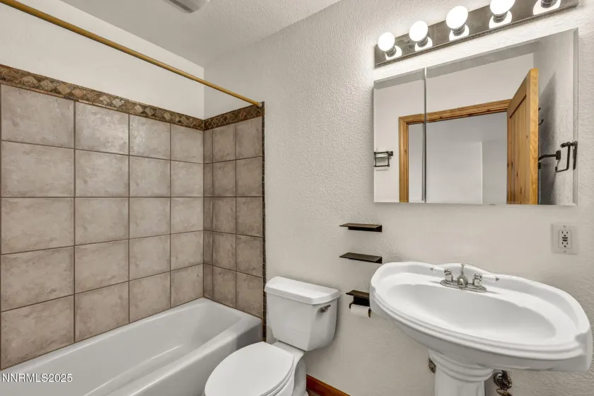 879 Eastside, Coleville, California 96107, 2 Bedrooms Bedrooms, ,1 BathroomBathrooms,Residential,Residential,Eastside,250058482