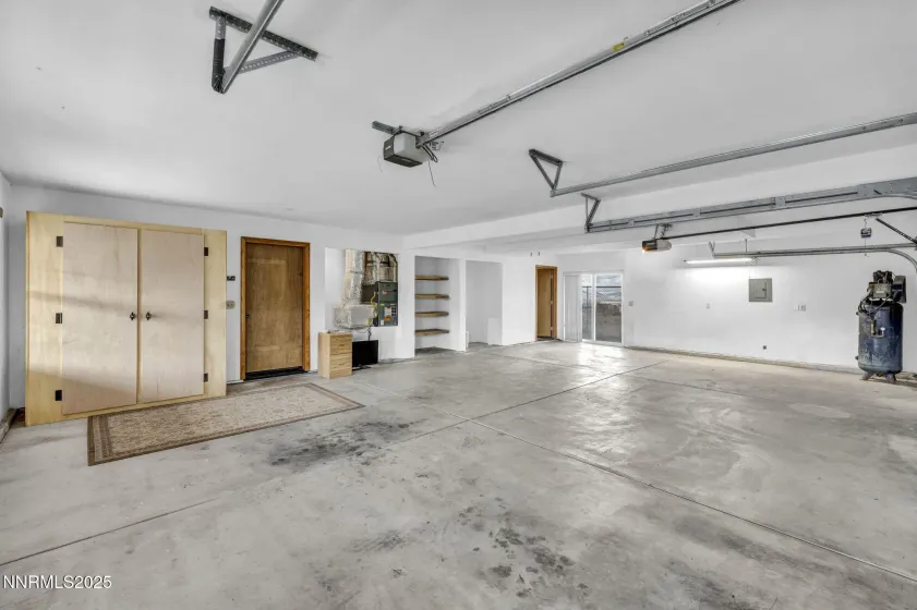 879 Eastside, Coleville, California 96107, 2 Bedrooms Bedrooms, ,1 BathroomBathrooms,Residential,Residential,Eastside,250058482