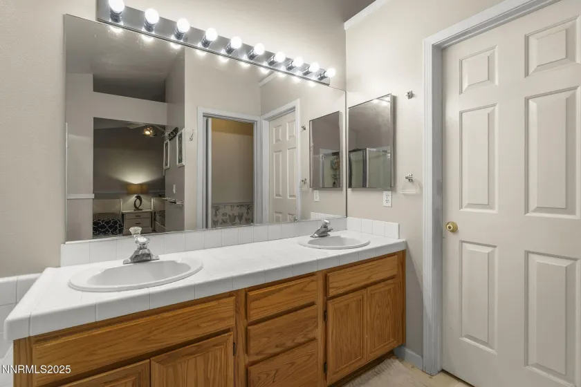 3059 Creekwood, Reno, Nevada 89502, 4 Bedrooms Bedrooms, ,2 BathroomsBathrooms,Residential,Residential,Creekwood,250058487