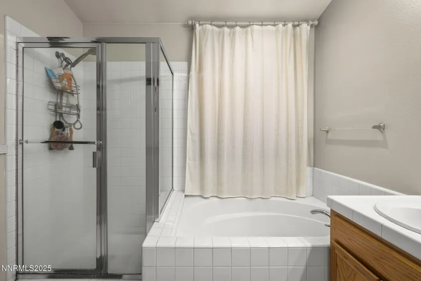 3059 Creekwood, Reno, Nevada 89502, 4 Bedrooms Bedrooms, ,2 BathroomsBathrooms,Residential,Residential,Creekwood,250058487