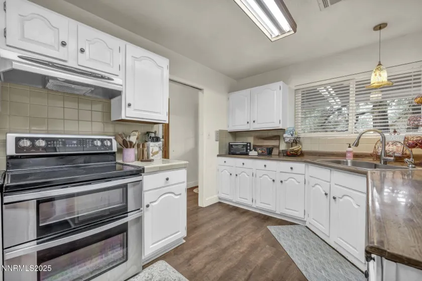 568 Crystal Park, Verdi, Nevada 89439, 3 Bedrooms Bedrooms, ,3 BathroomsBathrooms,Residential,Residential,Crystal Park,250058486