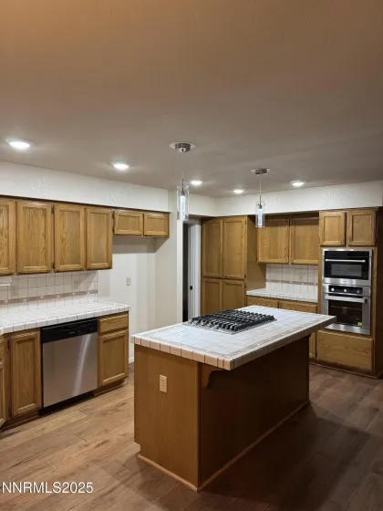 634 Boulder, Dayton, Nevada 89403, 4 Bedrooms Bedrooms, ,3 BathroomsBathrooms,Residential,Residential,Boulder,250058490