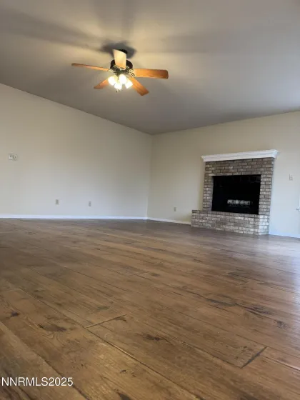 634 Boulder, Dayton, Nevada 89403, 4 Bedrooms Bedrooms, ,3 BathroomsBathrooms,Residential,Residential,Boulder,250058490