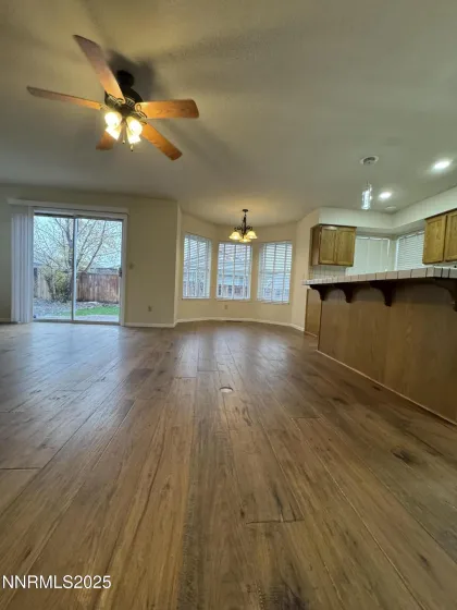 634 Boulder, Dayton, Nevada 89403, 4 Bedrooms Bedrooms, ,3 BathroomsBathrooms,Residential,Residential,Boulder,250058490