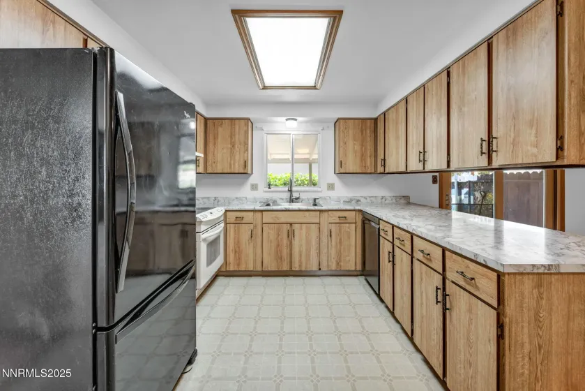 1001 Sonoma, Carson City, Nevada 89701, 4 Bedrooms Bedrooms, ,2 BathroomsBathrooms,Residential,Residential,Sonoma,250052825