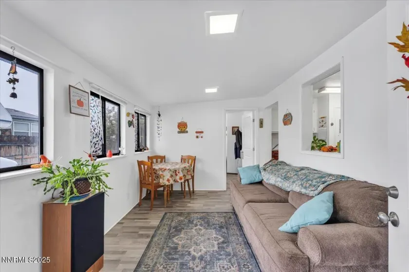 485 Capricorn, Reno, Nevada 89521, 4 Bedrooms Bedrooms, ,2 BathroomsBathrooms,Residential,Residential,Capricorn,250058494