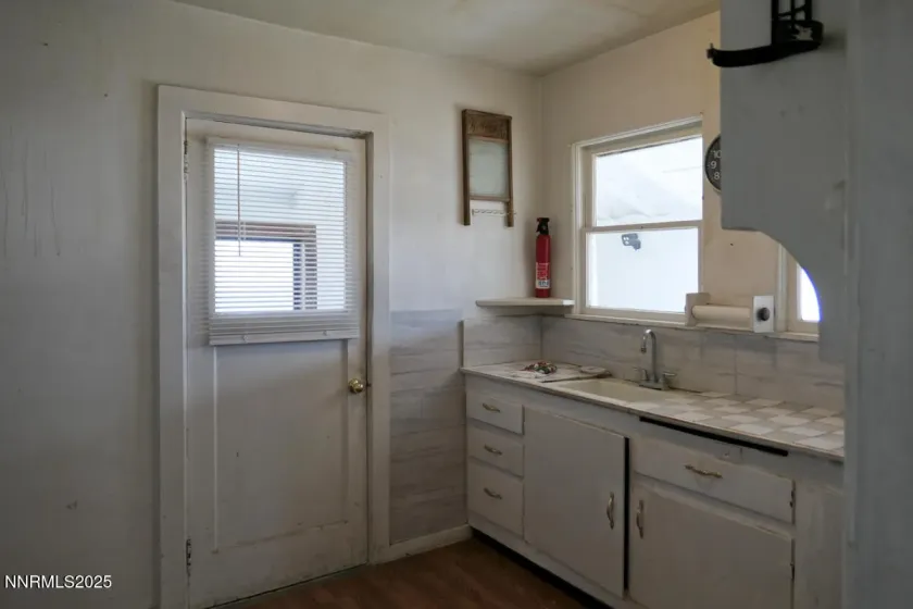 926 Centerville, Gardnerville, Nevada 89460, 3 Bedrooms Bedrooms, ,1 BathroomBathrooms,Residential,Residential,Centerville,250058497