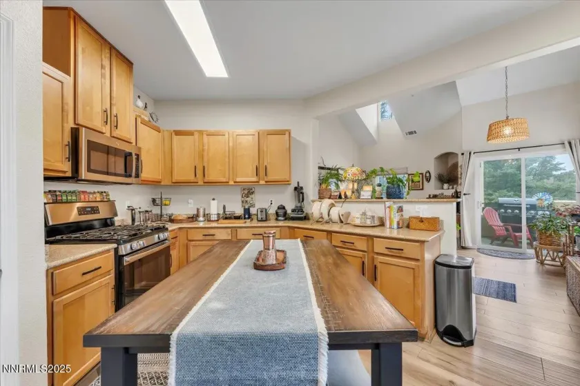 9050 Double R, Reno, Nevada 89521, 2 Bedrooms Bedrooms, ,2 BathroomsBathrooms,Residential,Residential,Double R,250058504