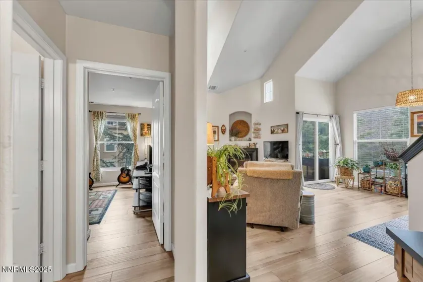 9050 Double R, Reno, Nevada 89521, 2 Bedrooms Bedrooms, ,2 BathroomsBathrooms,Residential,Residential,Double R,250058504