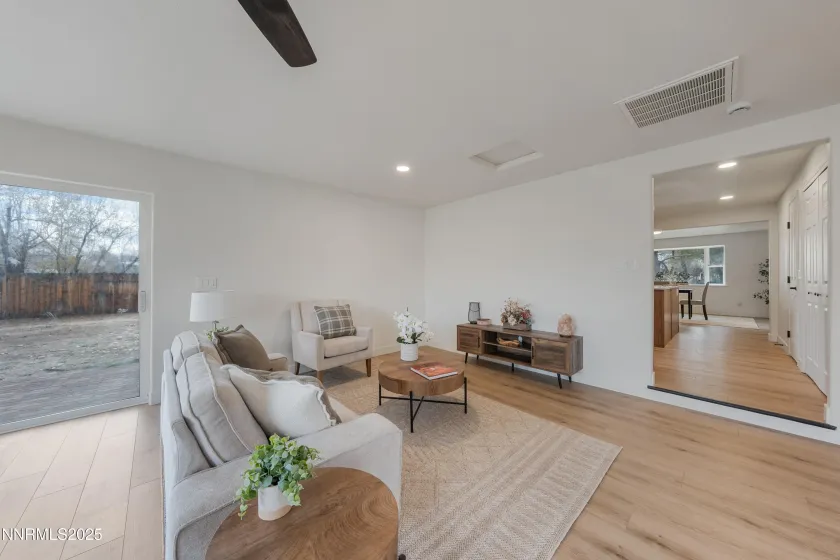 1312 Saratoga, Minden, Nevada 89423, 4 Bedrooms Bedrooms, ,2 BathroomsBathrooms,Residential,Residential,Saratoga,250058511