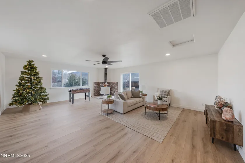 1312 Saratoga, Minden, Nevada 89423, 4 Bedrooms Bedrooms, ,2 BathroomsBathrooms,Residential,Residential,Saratoga,250058511