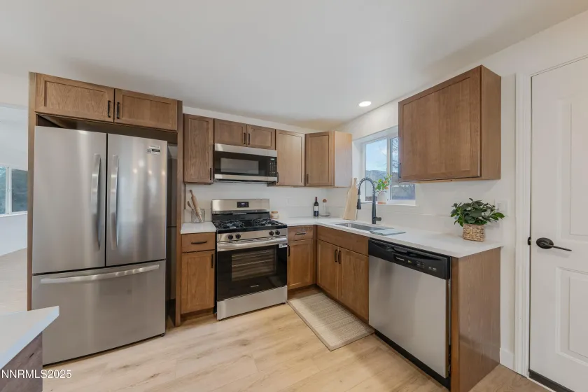 1312 Saratoga, Minden, Nevada 89423, 4 Bedrooms Bedrooms, ,2 BathroomsBathrooms,Residential,Residential,Saratoga,250058511