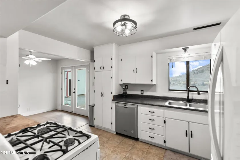 11360 Fir, Reno, Nevada 89506, 3 Bedrooms Bedrooms, ,2 BathroomsBathrooms,Residential,Residential,Fir,250057087