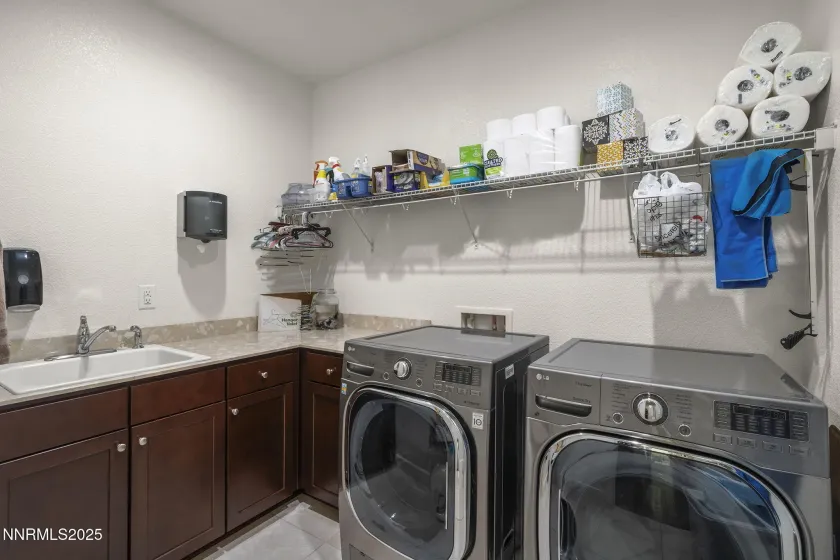 2810 Tobiano, Reno, Nevada 89521, 3 Bedrooms Bedrooms, ,2 BathroomsBathrooms,Residential,Residential,Tobiano,250058512