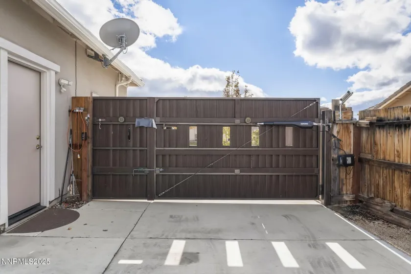 2810 Tobiano, Reno, Nevada 89521, 3 Bedrooms Bedrooms, ,2 BathroomsBathrooms,Residential,Residential,Tobiano,250058512