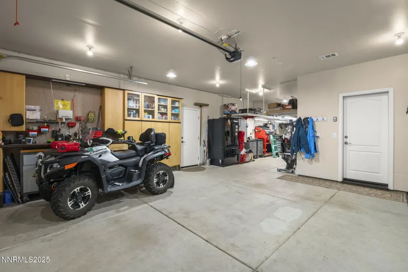 2810 Tobiano, Reno, Nevada 89521, 3 Bedrooms Bedrooms, ,2 BathroomsBathrooms,Residential,Residential,Tobiano,250058512