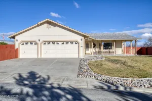 1355 Nightingale, Sparks, Nevada 89441, 3 Bedrooms Bedrooms, ,2 BathroomsBathrooms,Residential,Residential,Nightingale,250058518
