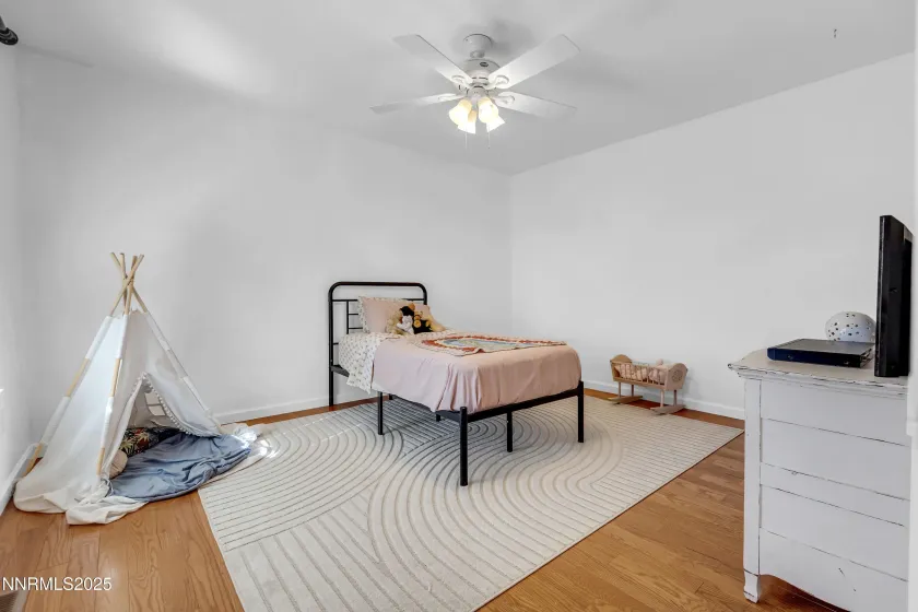 1355 Nightingale, Sparks, Nevada 89441, 3 Bedrooms Bedrooms, ,2 BathroomsBathrooms,Residential,Residential,Nightingale,250058518