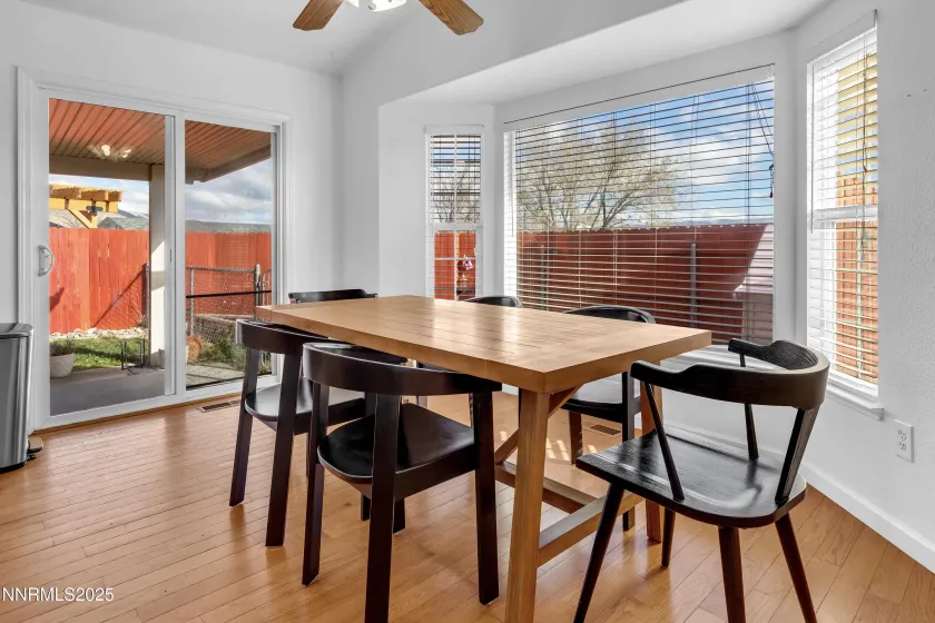 1355 Nightingale, Sparks, Nevada 89441, 3 Bedrooms Bedrooms, ,2 BathroomsBathrooms,Residential,Residential,Nightingale,250058518