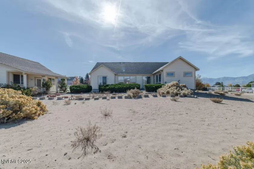 1604 Chiquita, Minden, Nevada 89423, 4 Bedrooms Bedrooms, ,4 BathroomsBathrooms,Residential,Residential,Chiquita,250058519