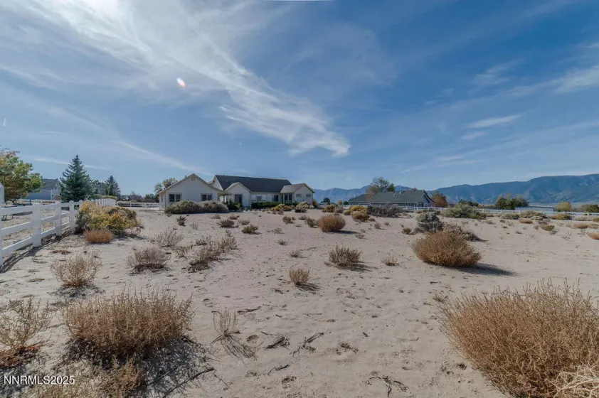 1604 Chiquita, Minden, Nevada 89423, 4 Bedrooms Bedrooms, ,4 BathroomsBathrooms,Residential,Residential,Chiquita,250058519