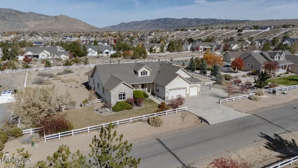 1604 Chiquita, Minden, Nevada 89423, 4 Bedrooms Bedrooms, ,4 BathroomsBathrooms,Residential,Residential,Chiquita,250058519