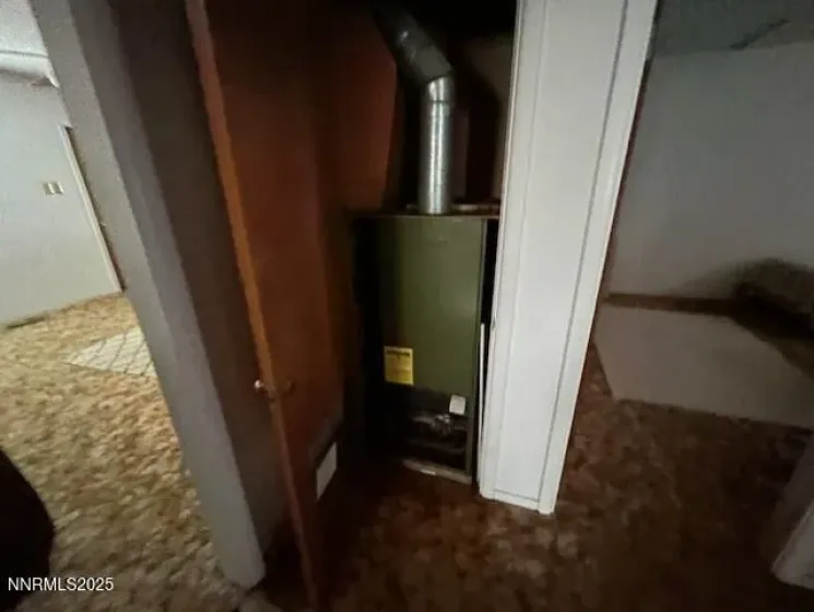 525 E, Gabbs, Nevada 89409, ,Commercial Sale,Residential,E,250058520