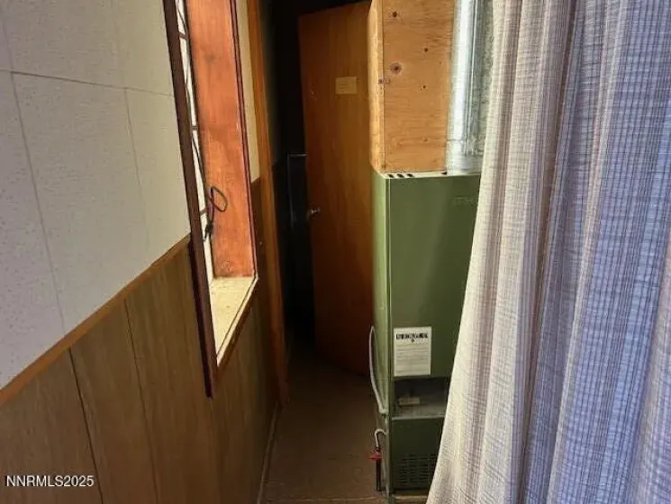 525 E, Gabbs, Nevada 89409, ,Commercial Sale,Residential,E,250058520