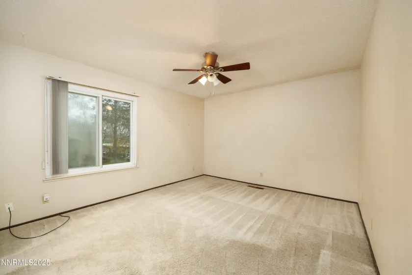 2335 Roundhouse, Sparks, Nevada 89431, 2 Bedrooms Bedrooms, ,2 BathroomsBathrooms,Residential,Residential,Roundhouse,250058521