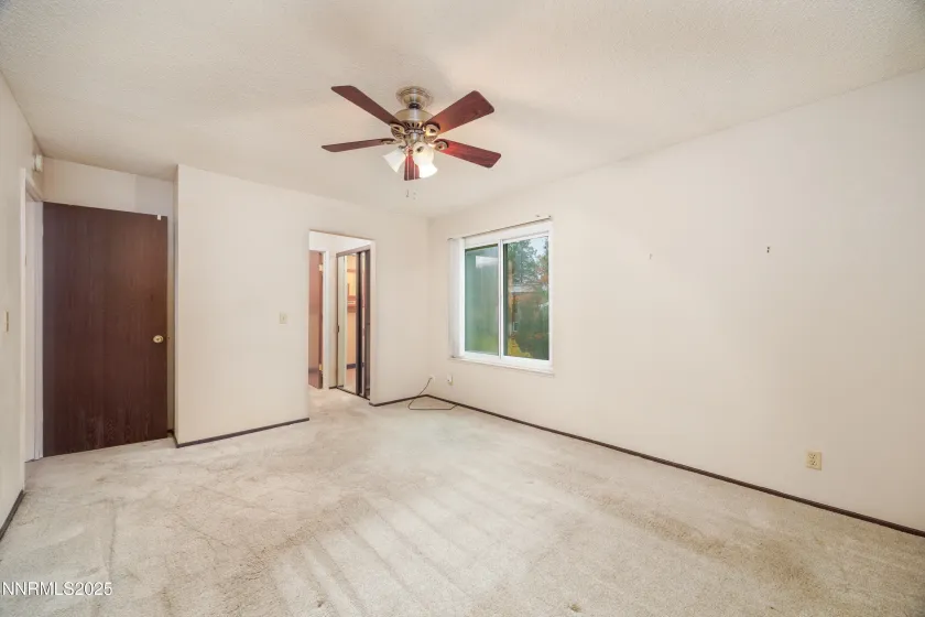 2335 Roundhouse, Sparks, Nevada 89431, 2 Bedrooms Bedrooms, ,2 BathroomsBathrooms,Residential,Residential,Roundhouse,250058521