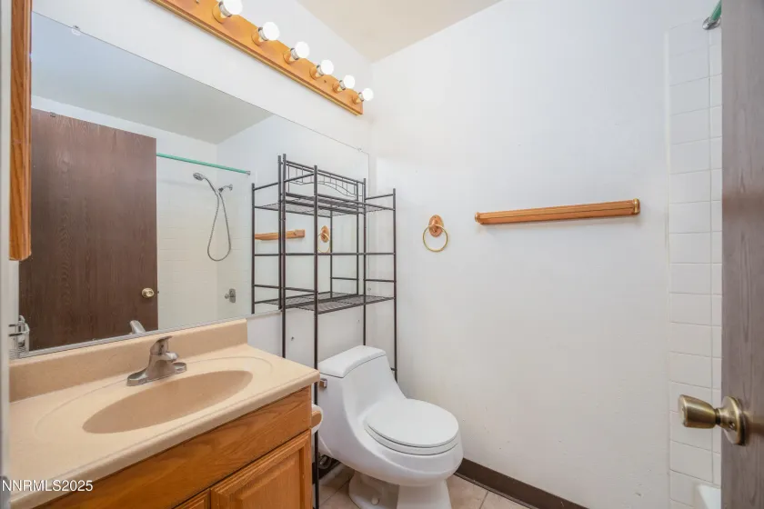 2335 Roundhouse, Sparks, Nevada 89431, 2 Bedrooms Bedrooms, ,2 BathroomsBathrooms,Residential,Residential,Roundhouse,250058521