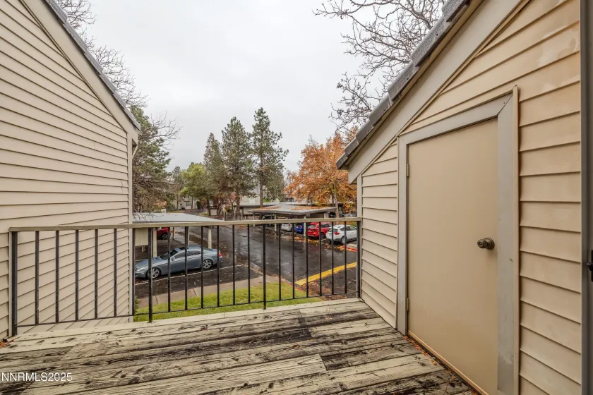 2335 Roundhouse, Sparks, Nevada 89431, 2 Bedrooms Bedrooms, ,2 BathroomsBathrooms,Residential,Residential,Roundhouse,250058521