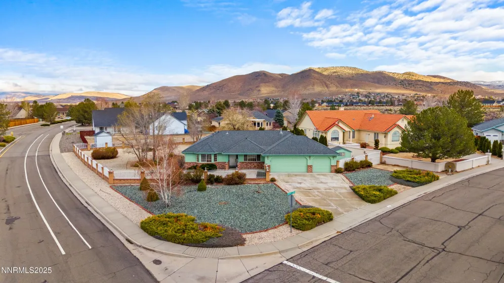 1168 Country Club, Minden, Nevada 89423, 3 Bedrooms Bedrooms, ,2 BathroomsBathrooms,Residential,Residential,Country Club,250058527